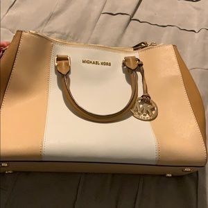 Michael Kors purse set
